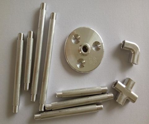 بأكسيد الألومنيوم قطع غيار الآلات المخصصة صلابة خدمة CNC